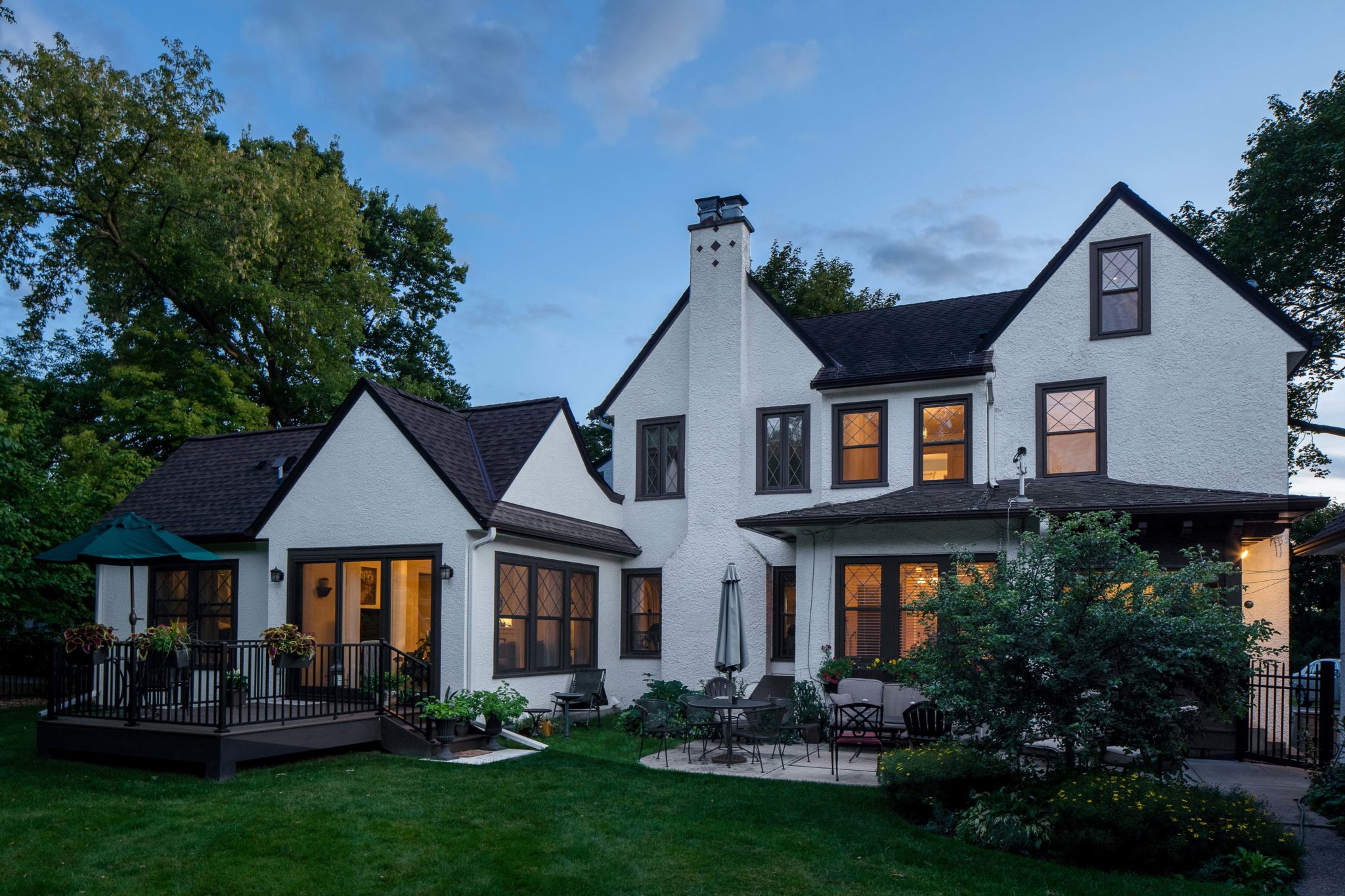 What color siding goes with my roof? - Exteriors by Highmark